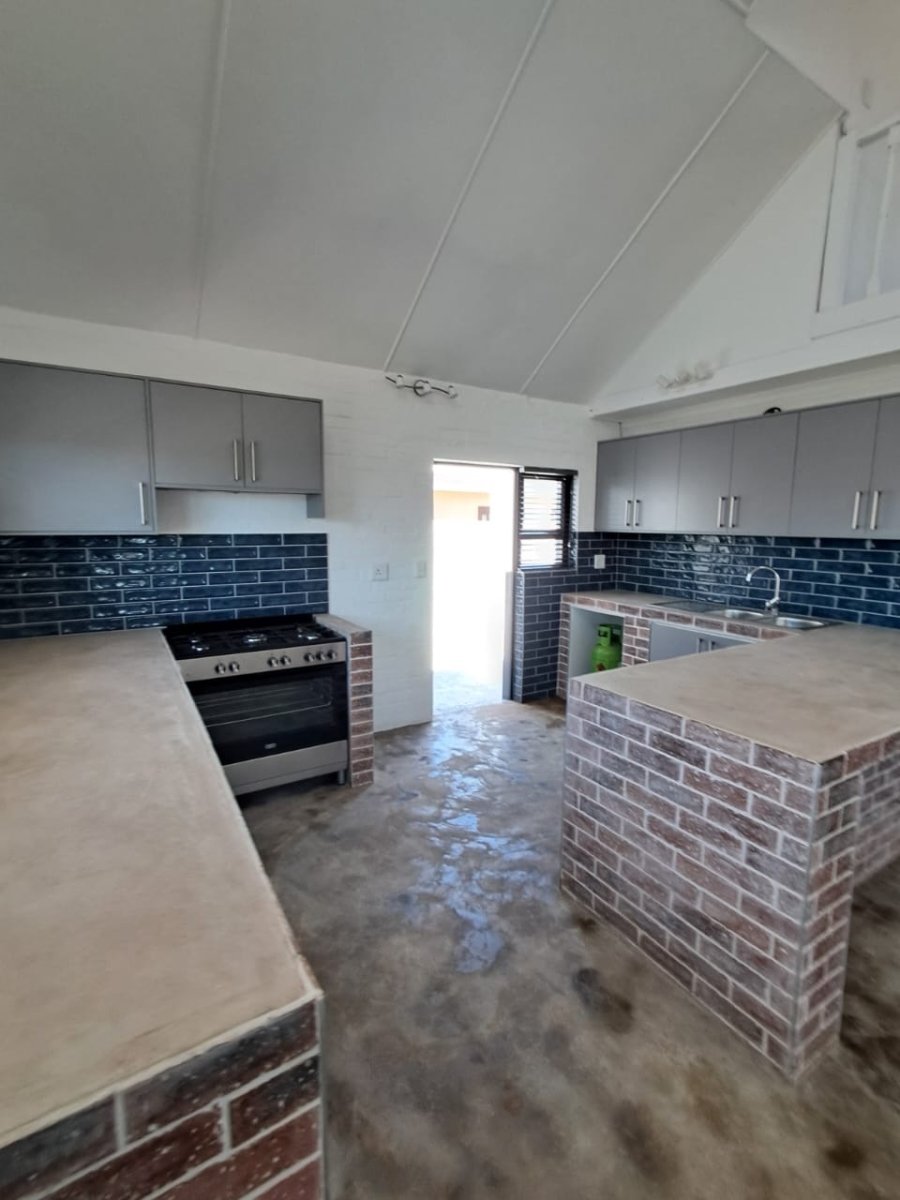 2 Bedroom Property for Sale in Britannia Bay Western Cape